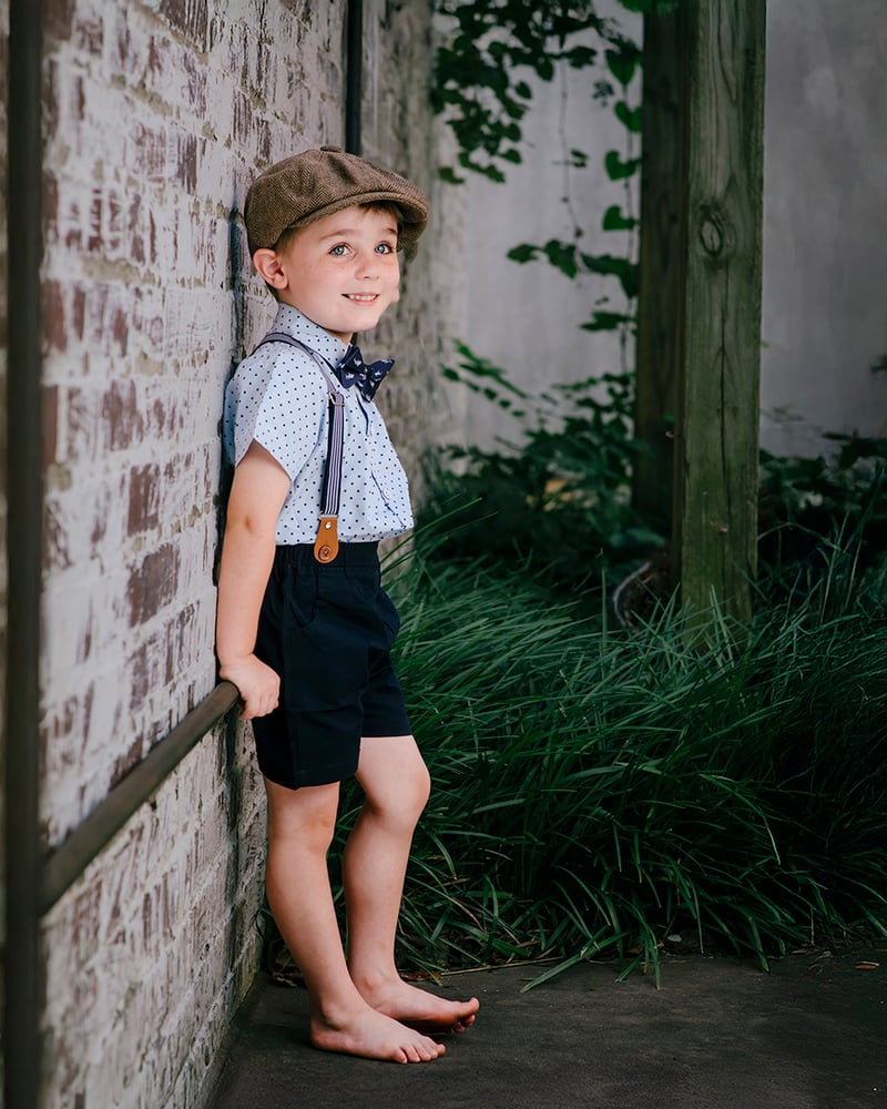 5 year old boy traditional picture outside